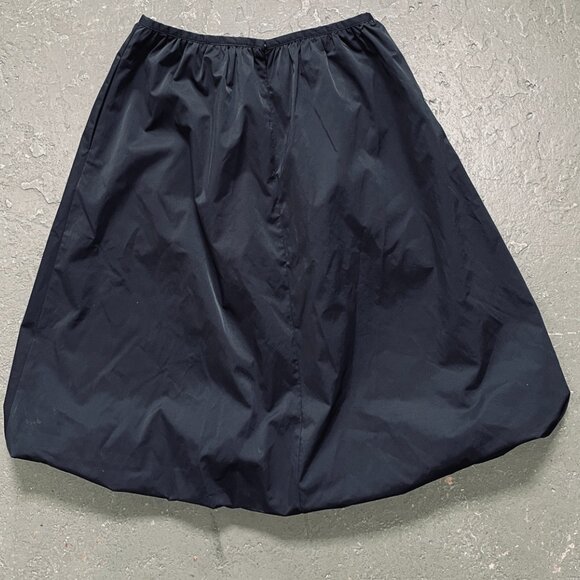 BANANA REPUBLIC KNEE LENGTH MIDI TAFFETA BALLOON SKIRT - BLACK - Picture 3 of 10